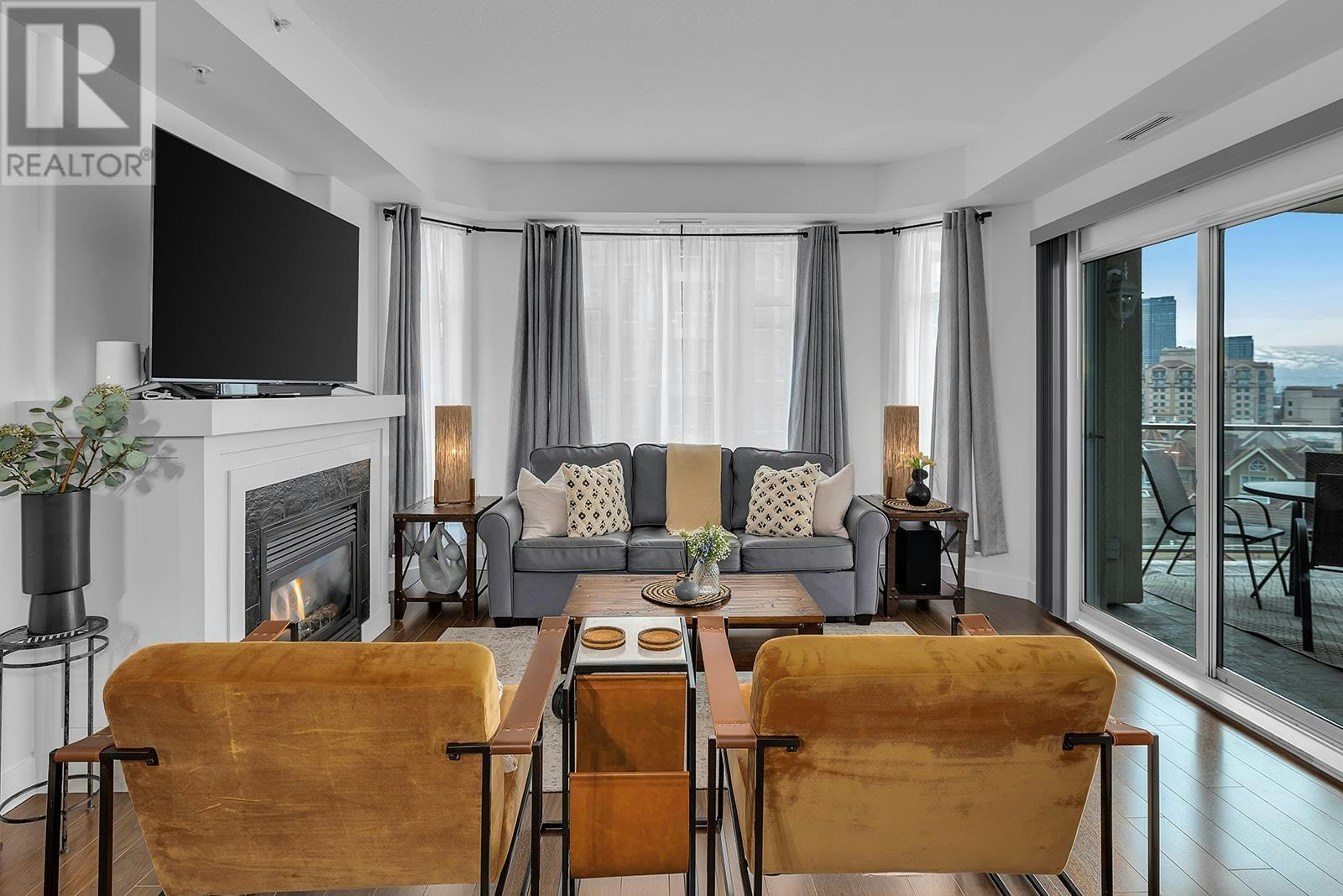 702-1128 Sunset Drive, Kelowna, BC, V1Y 9W7 - 9