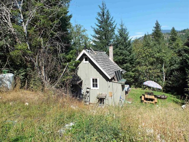 53202 Chaumox Road, Hope, BC, V0K 1C0 - 2
