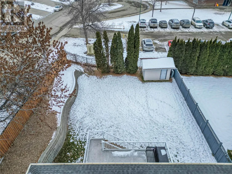 301 Tuxford Drive, Kamloops, BC, V2E 2L4 - 14
