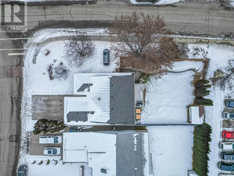 301 Tuxford Drive, Kamloops, BC, V2E 2L4 - 15