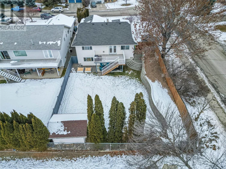 301 Tuxford Drive, Kamloops, BC, V2E 2L4 - 17