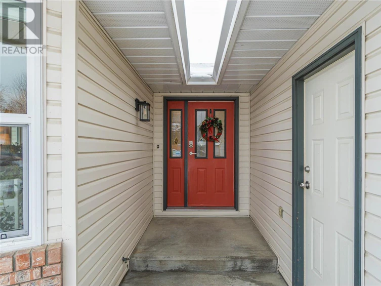 301 Tuxford Drive, Kamloops, BC, V2E 2L4 - 34