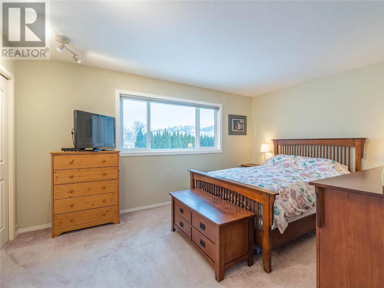301 Tuxford Drive, Kamloops, BC, V2E 2L4 - 53