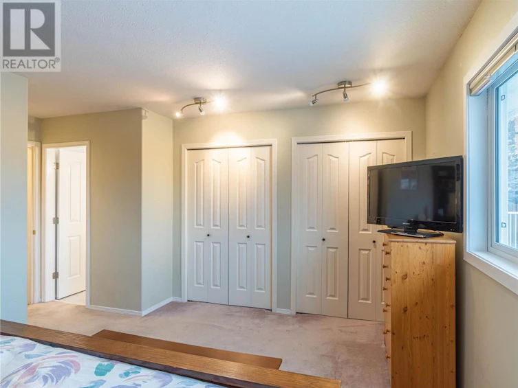 301 Tuxford Drive, Kamloops, BC, V2E 2L4 - 54