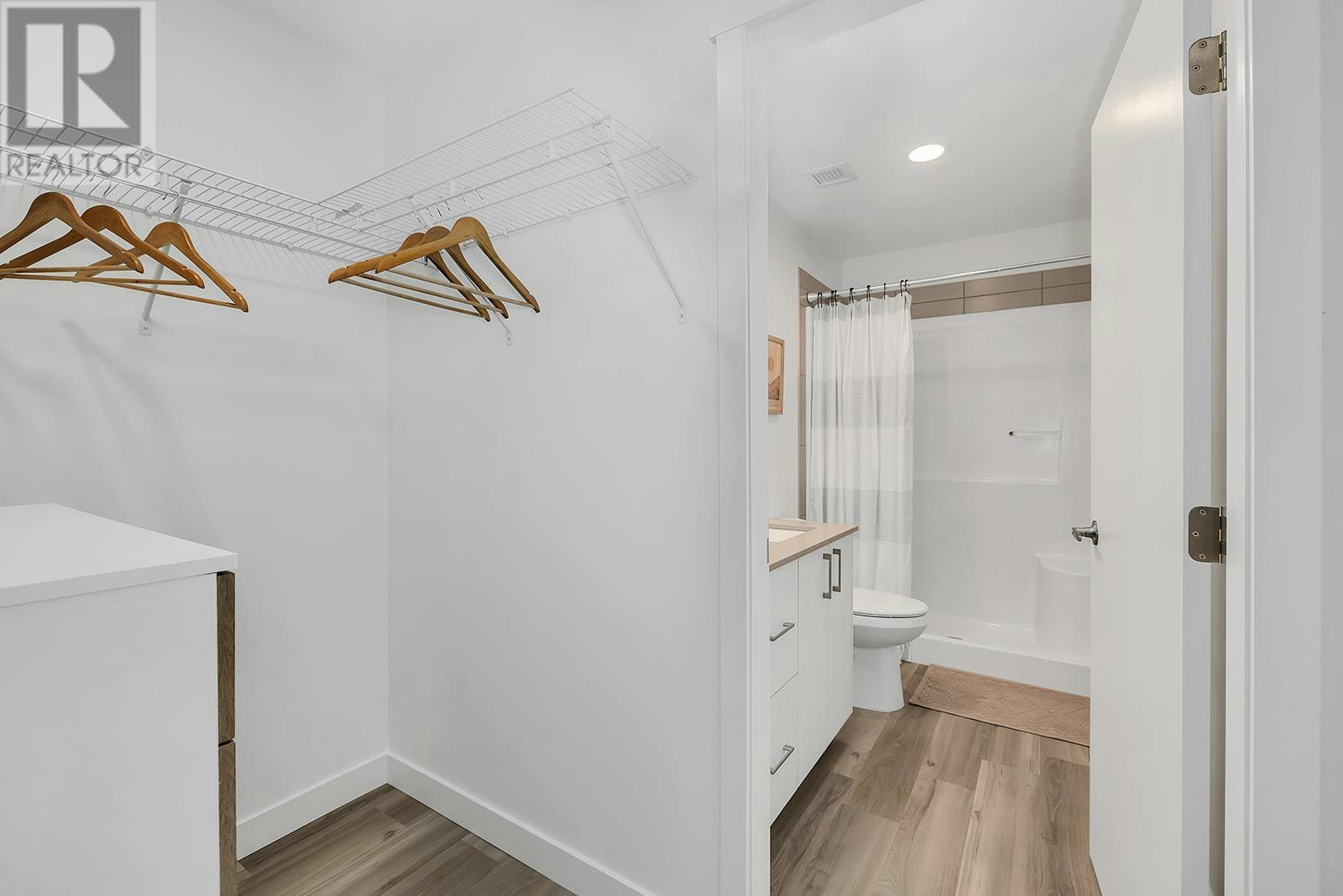 210-1057 Frost Road, Kelowna, BC, V1Y 6G1 - 21