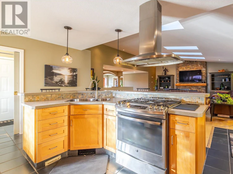 132 Christie Mountain Lane, Okanagan Falls, BC, V0H 1R3 - 16