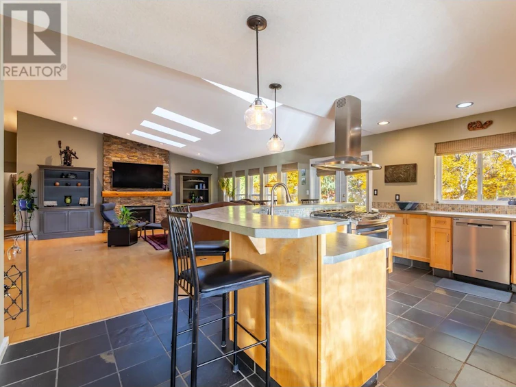 132 Christie Mountain Lane, Okanagan Falls, BC, V0H 1R3 - 18