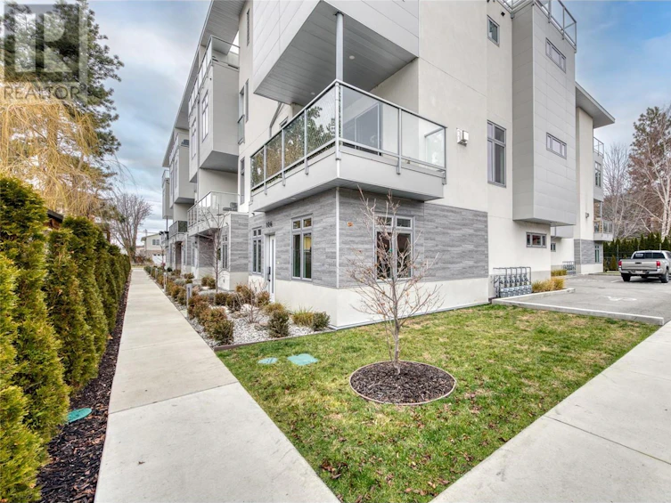 106-222 Lee Avenue, Penticton, BC, V2A 3V8 - 4