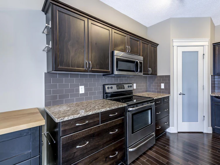 1022 59a Street SW, Edmonton, AB, T6X 0T2 - 16