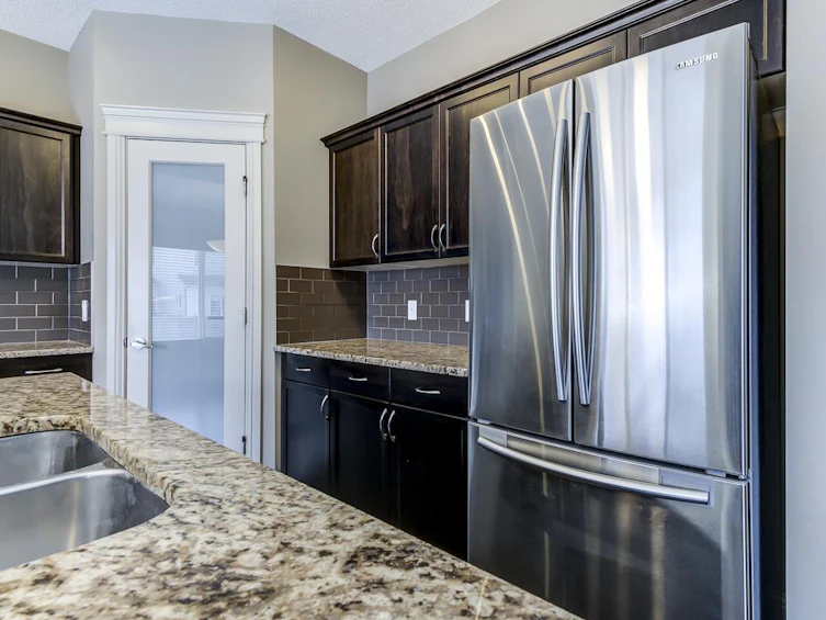1022 59a Street SW, Edmonton, AB, T6X 0T2 - 19