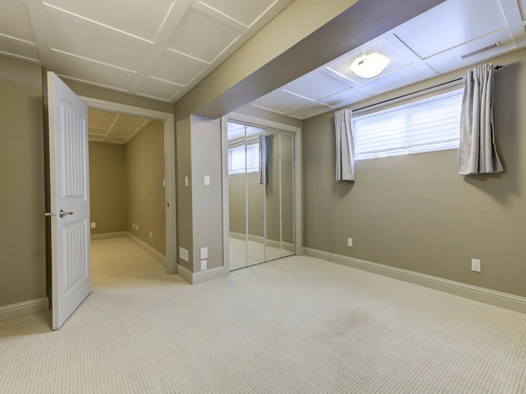 1022 59a Street SW, Edmonton, AB, T6X 0T2 - 47