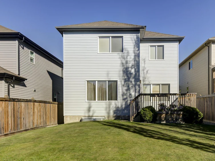 1022 59a Street SW, Edmonton, AB, T6X 0T2 - 57