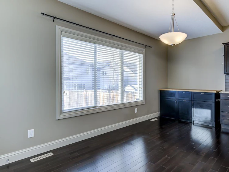 1022 59a Street SW, Edmonton, AB, T6X 0T2 - 9