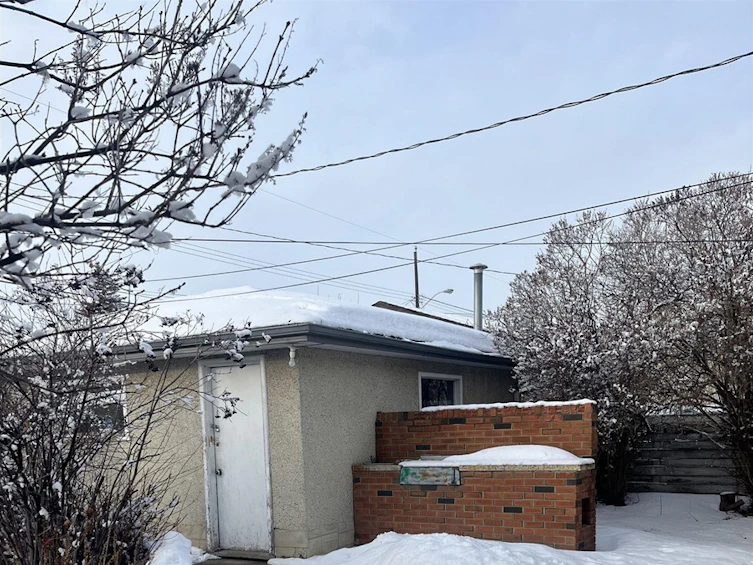 13604 139 Street NW, Edmonton, AB, T5L 2C4 - 10
