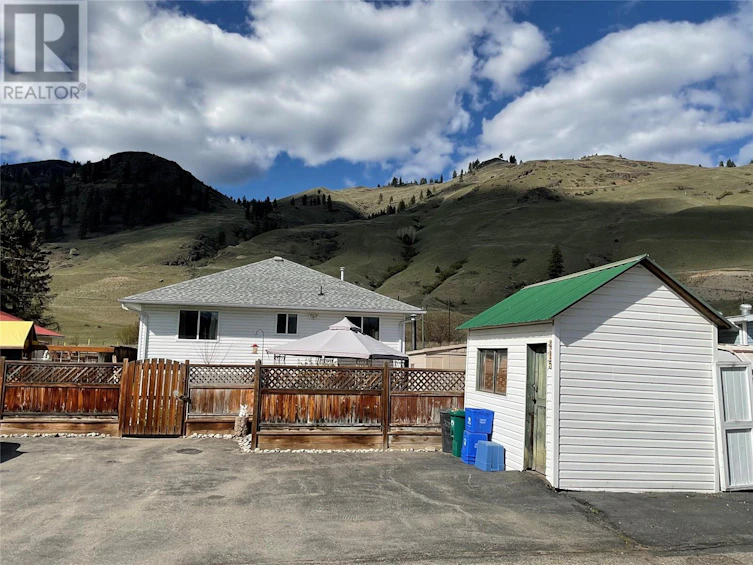 415 Hatton Avenue, Midway, BC, V0H 1M0 - 10