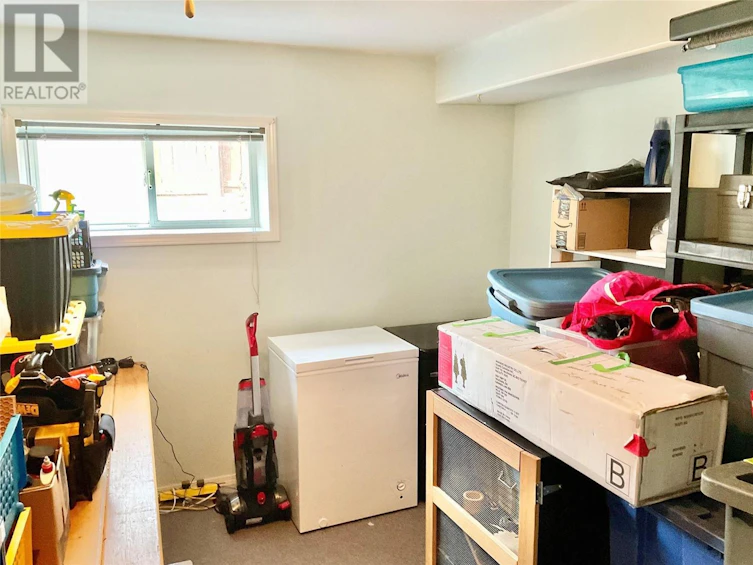 415 Hatton Avenue, Midway, BC, V0H 1M0 - 42