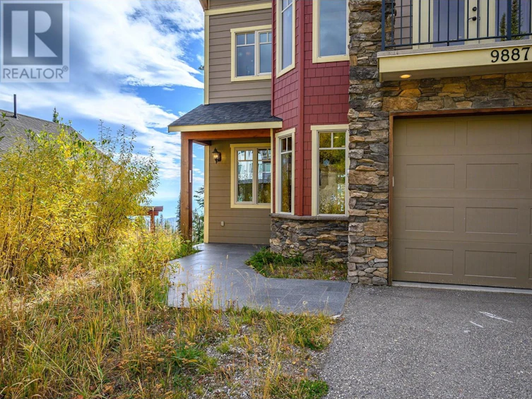 9887 Cathedral Drive, Silver Star, BC, V1B 3M1 - 43