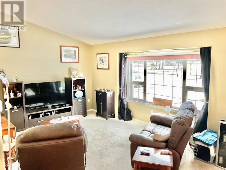 681 Dawson Street, Midway, BC, V0H 1M0 - 23