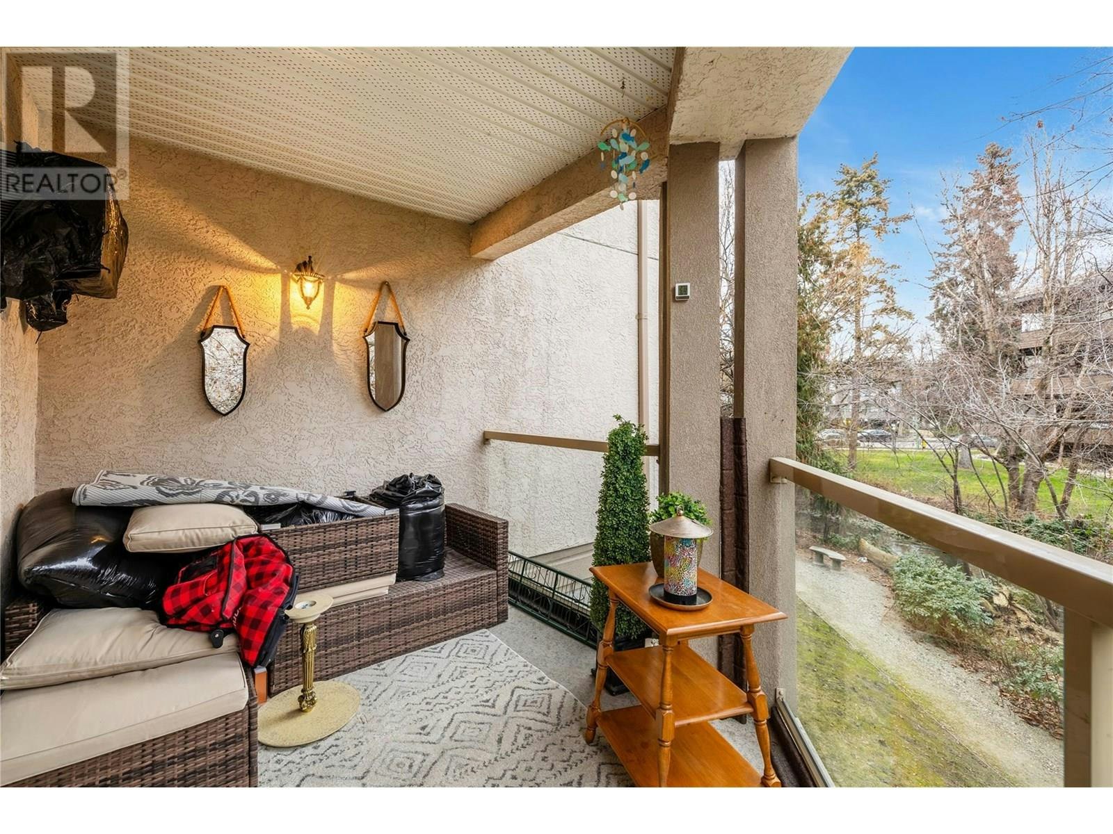 103-1965 Pandosy Street, Kelowna, BC, V1Y 1R9 - 25