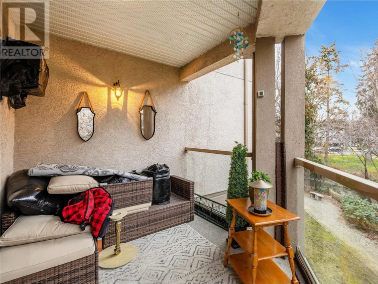 103-1965 Pandosy Street, Kelowna, BC, V1Y 1R9 - 25