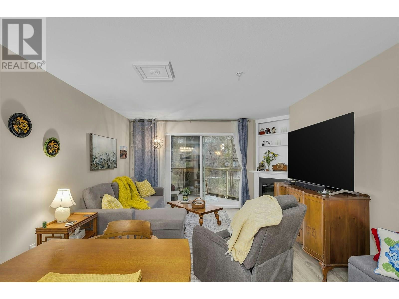 103-1965 Pandosy Street, Kelowna, BC, V1Y 1R9 - 11