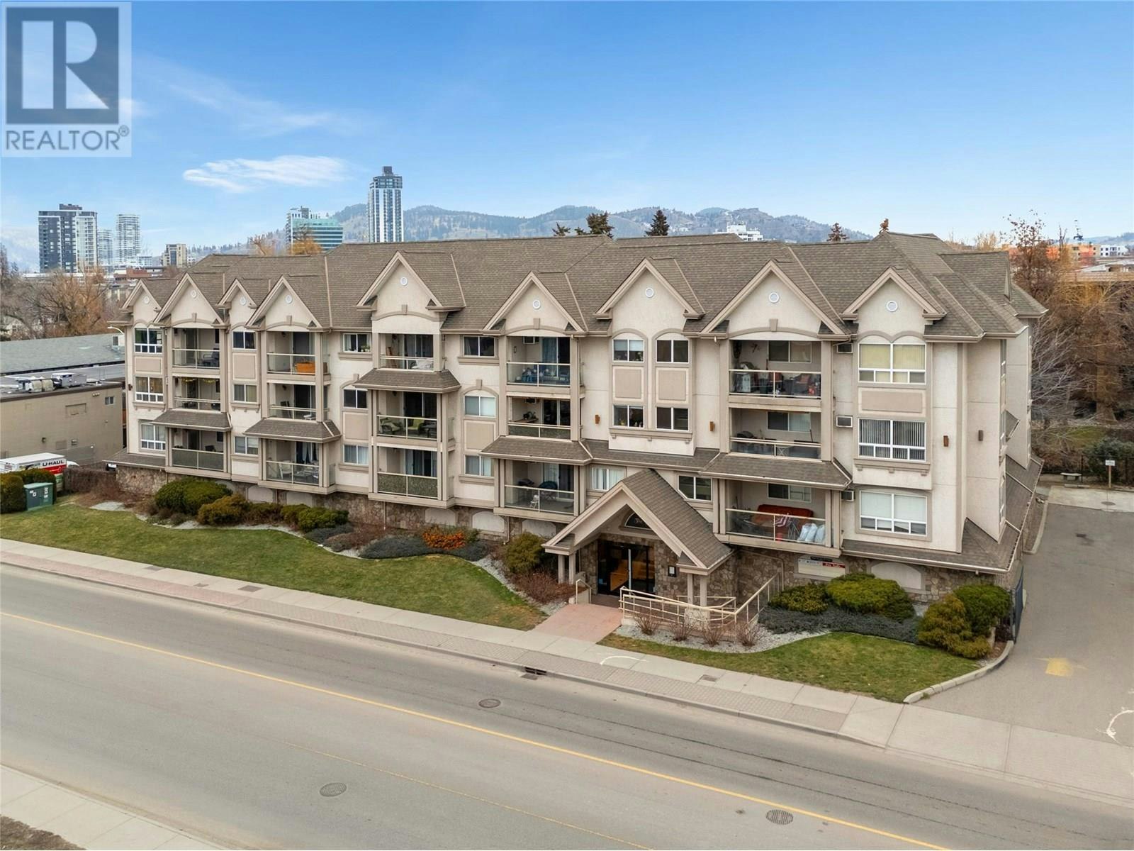 103-1965 Pandosy Street, Kelowna, BC, V1Y 1R9
