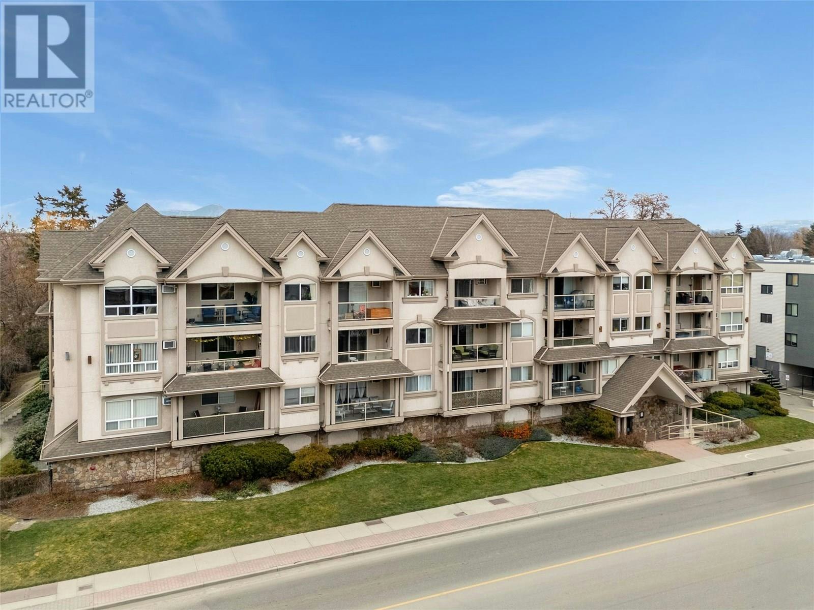 103-1965 Pandosy Street, Kelowna, BC, V1Y 1R9 - 38