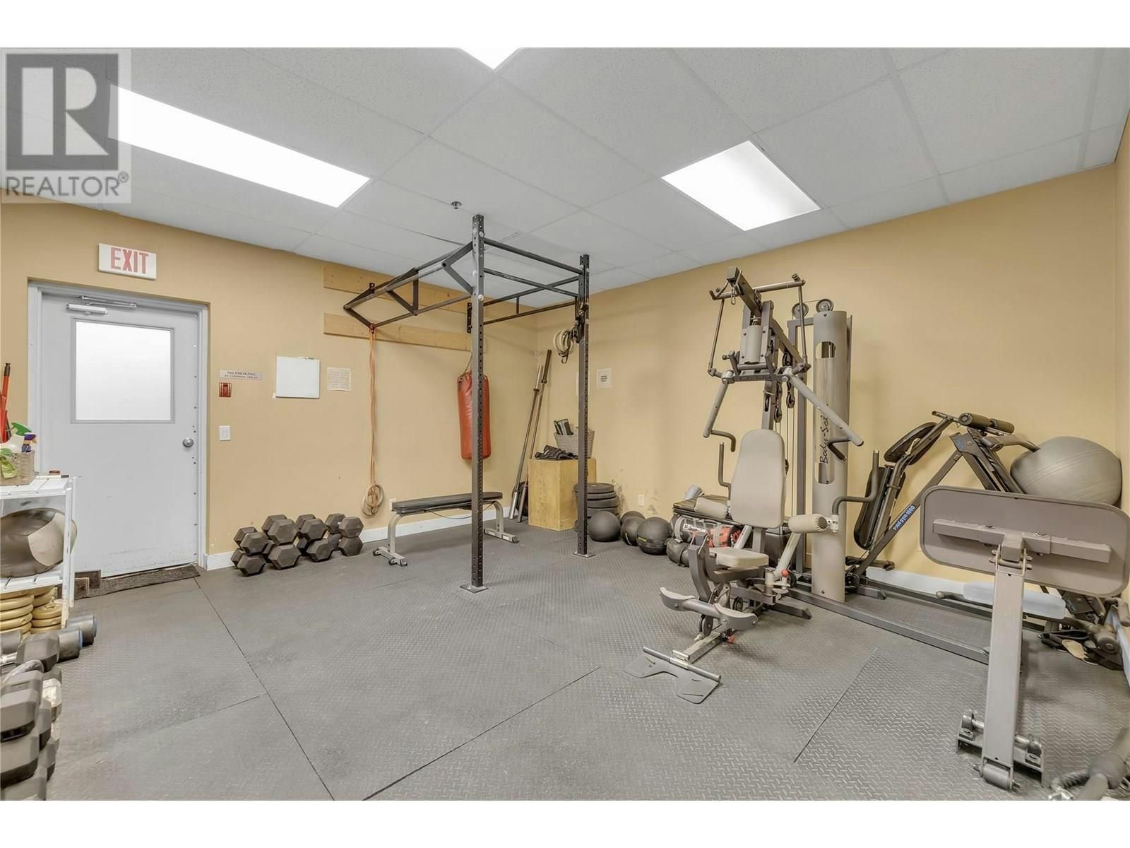103-1965 Pandosy Street, Kelowna, BC, V1Y 1R9 - 31
