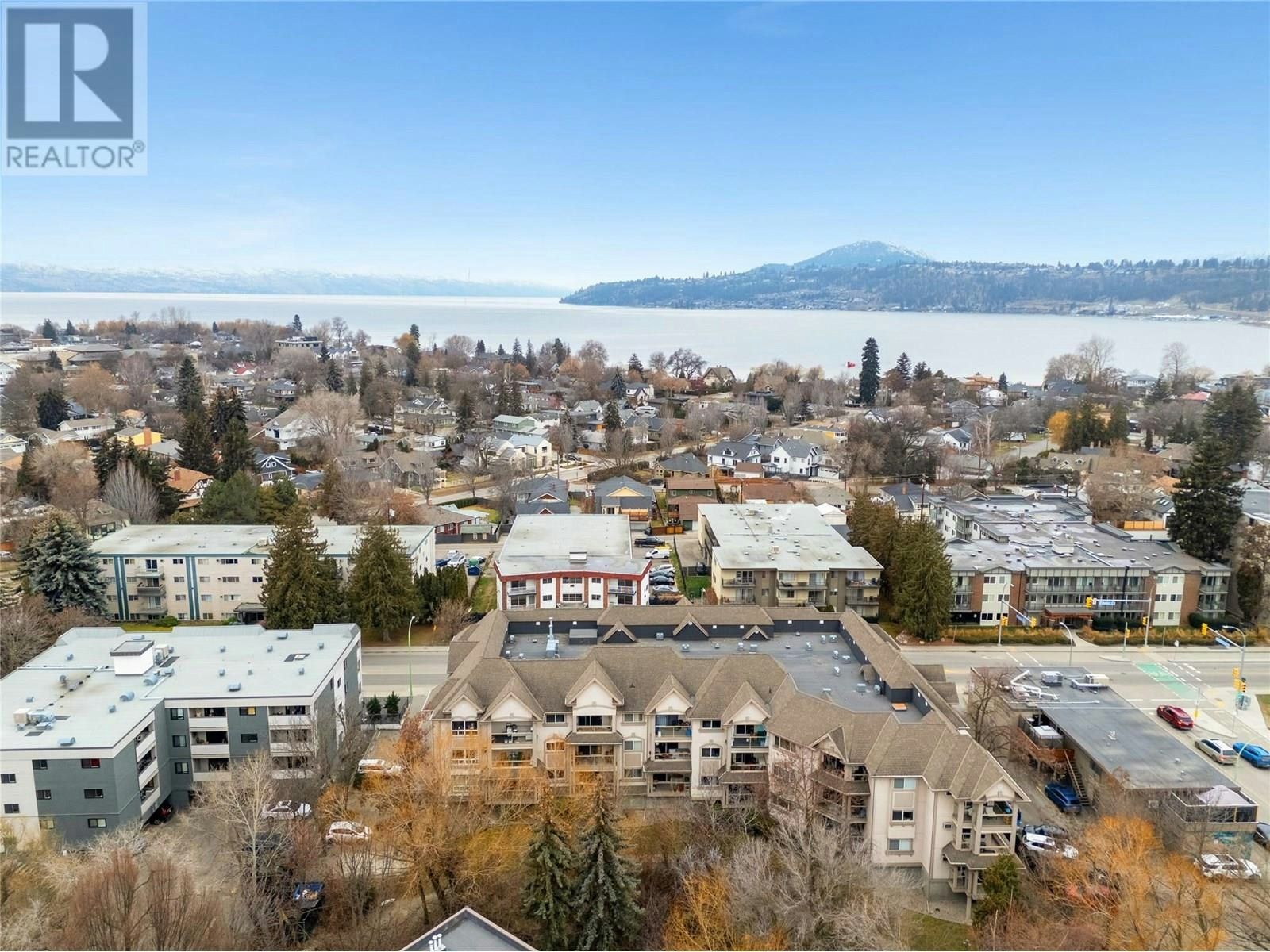 103-1965 Pandosy Street, Kelowna, BC, V1Y 1R9 - 41