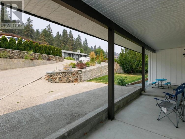 2751 Benedick Road, West Kelowna, BC, V1Z 1V1 - 20