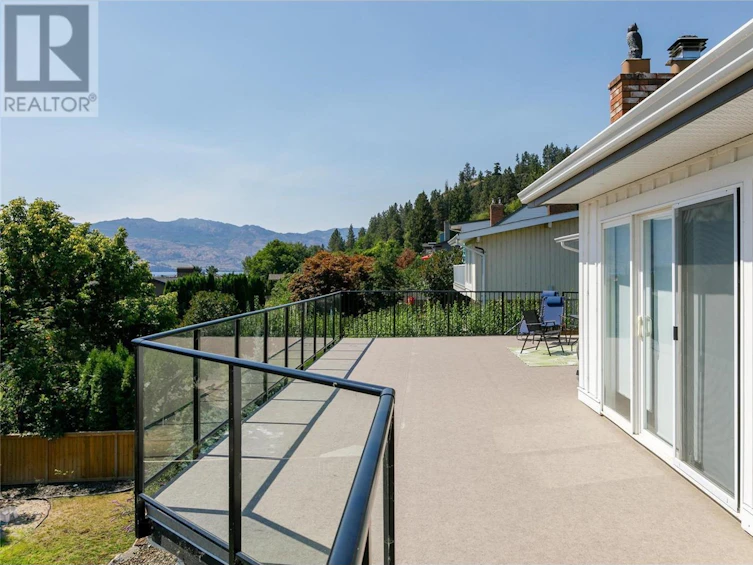 2751 Benedick Road, West Kelowna, BC, V1Z 1V1 - 31