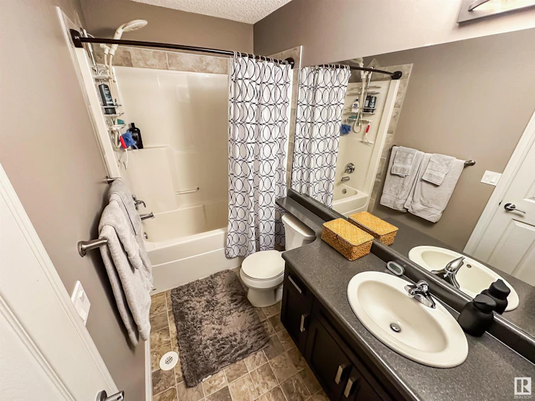 27-14621 121 Street NW, Edmonton, AB, T5X 0H2 - 23