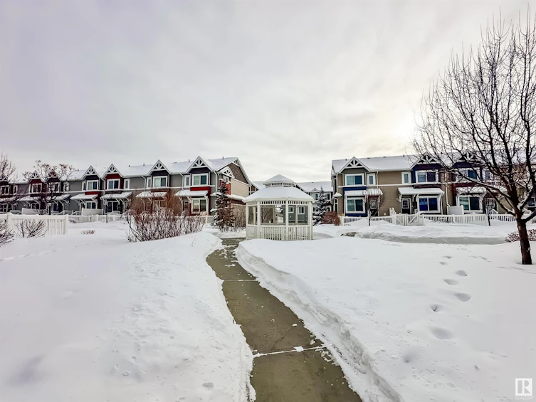 27-14621 121 Street NW, Edmonton, AB, T5X 0H2 - 34