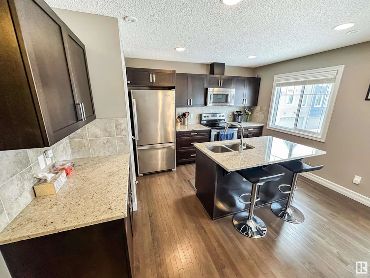 27-14621 121 Street NW, Edmonton, AB, T5X 0H2 - 8