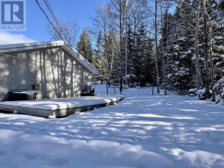 4741 Telqua Drive, 100 Mile House, BC, V0K 2Z0 - 5