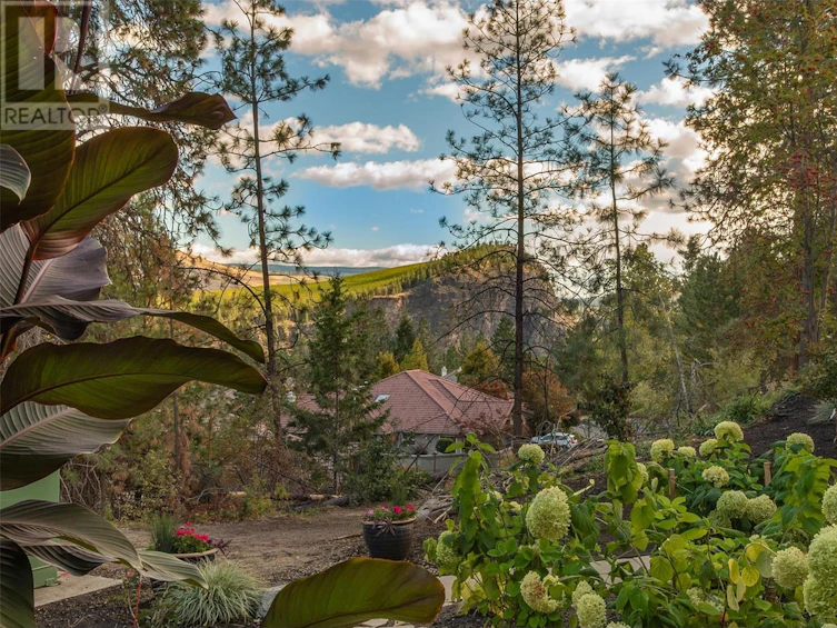 4141 South Gallaghers Forest Road, Kelowna, BC, V1W 5E4 - 57