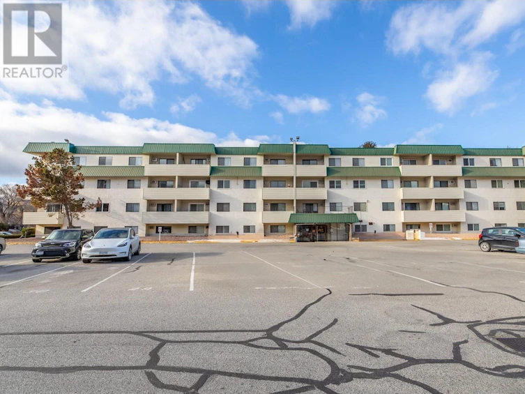 210-150 Skaha Place, Penticton, BC, V2A 7K1