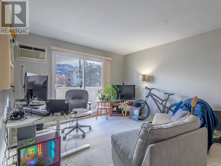 210-150 Skaha Place, Penticton, BC, V2A 7K1 - 10