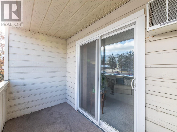 210-150 Skaha Place, Penticton, BC, V2A 7K1 - 18