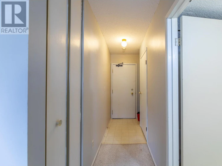 210-150 Skaha Place, Penticton, BC, V2A 7K1 - 6