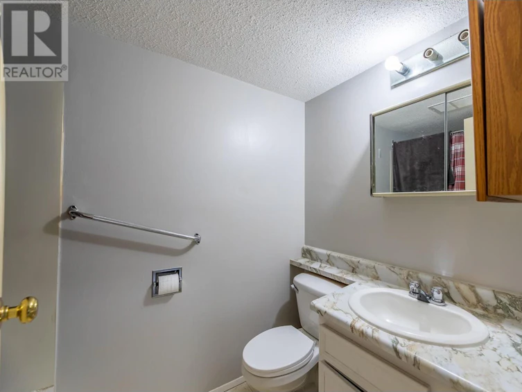 210-150 Skaha Place, Penticton, BC, V2A 7K1 - 7