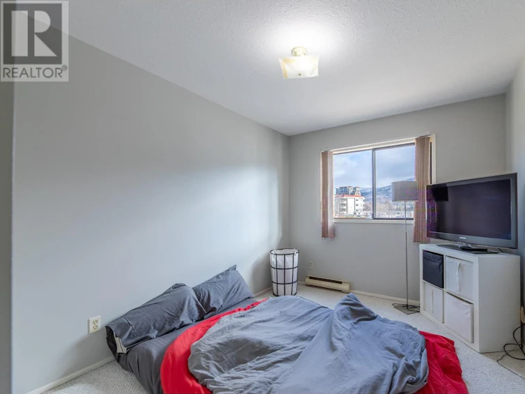 210-150 Skaha Place, Penticton, BC, V2A 7K1 - 8