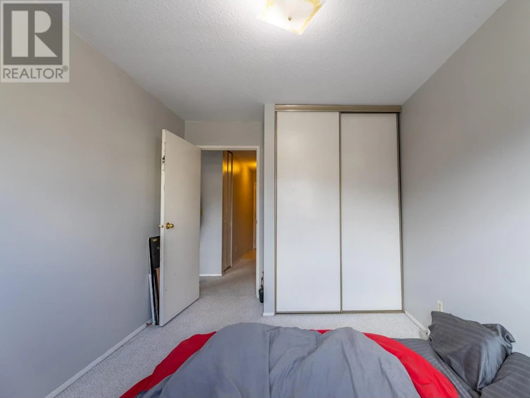 210-150 Skaha Place, Penticton, BC, V2A 7K1 - 9