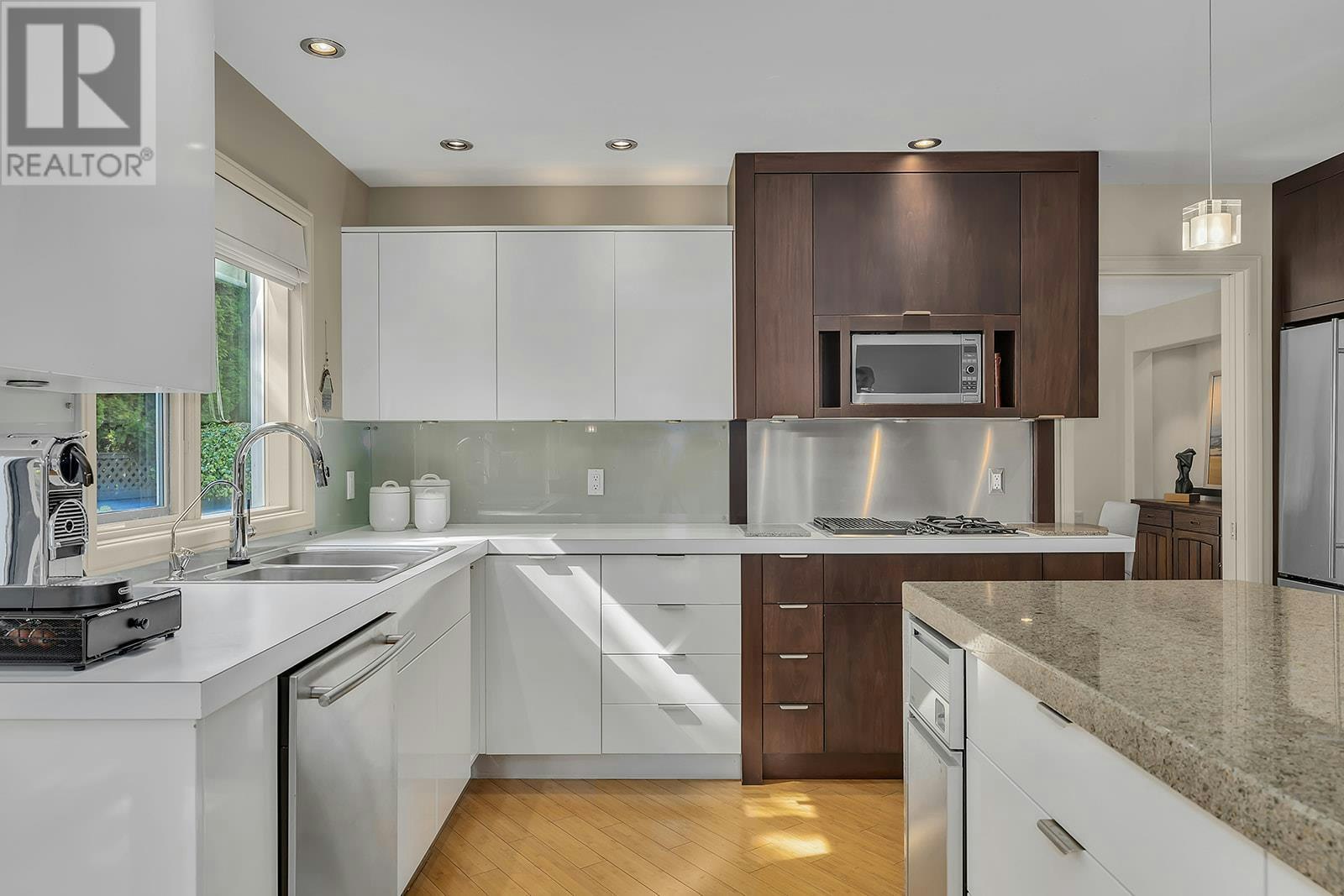 469 Carona Crescent, Kelowna, BC, V1W 3C6 - 11