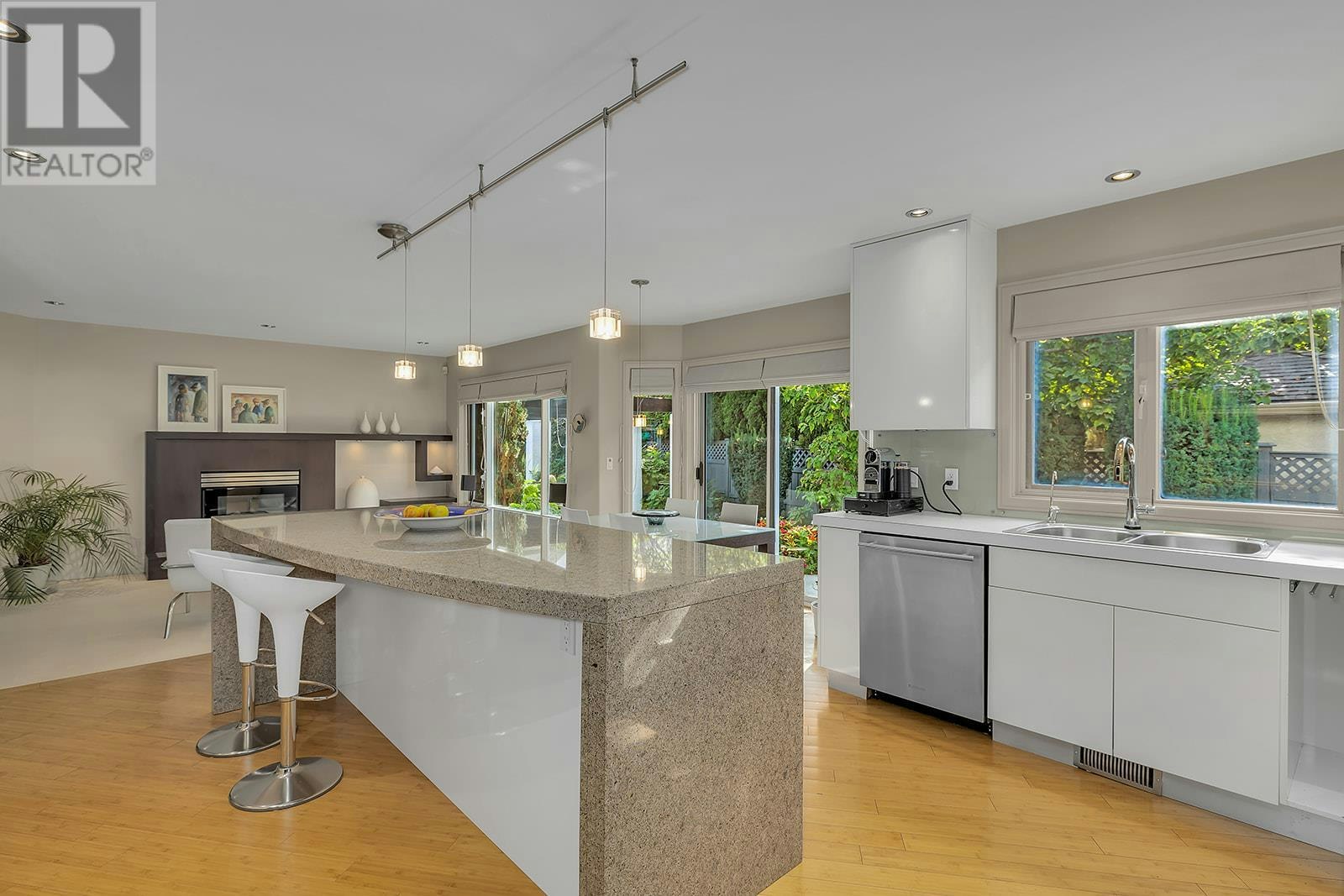 469 Carona Crescent, Kelowna, BC, V1W 3C6 - 17