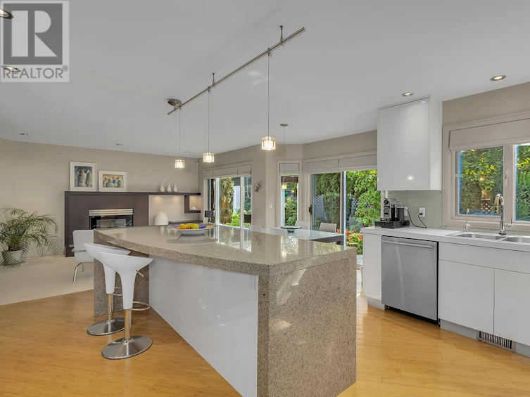469 Carona Crescent, Kelowna, BC, V1W 3C6 - 17