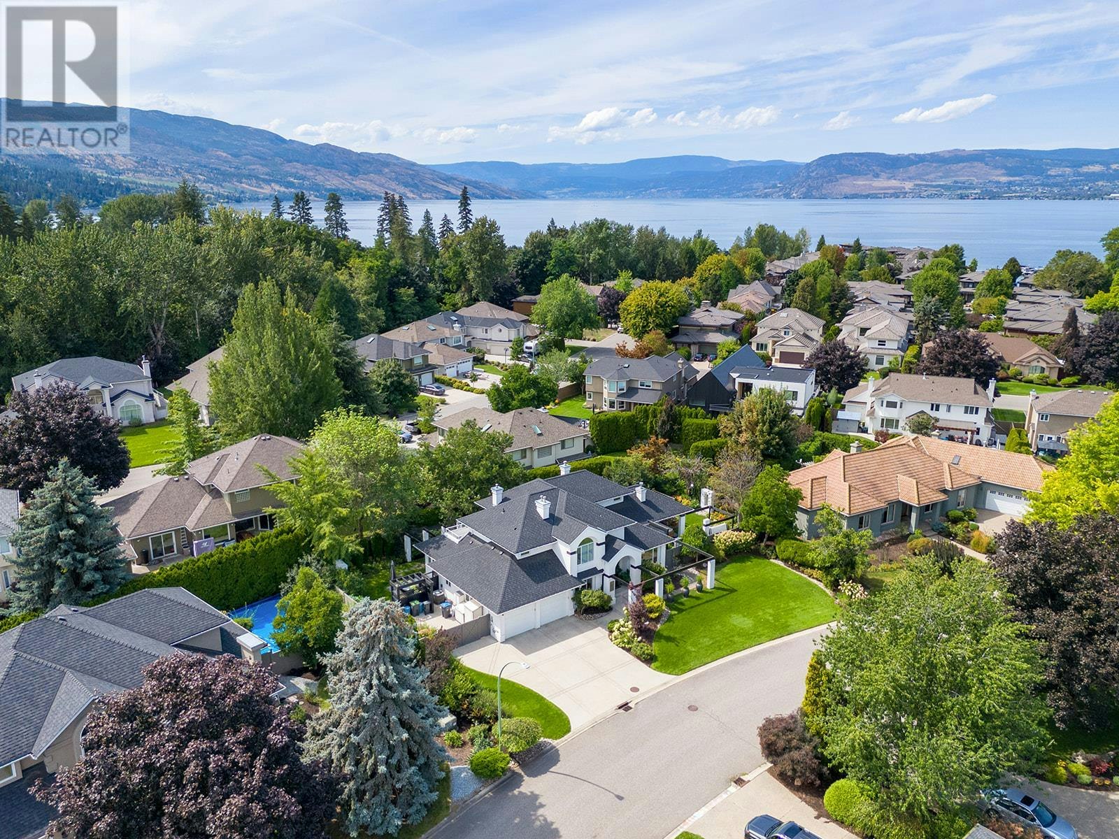 469 Carona Crescent, Kelowna, BC, V1W 3C6 - 3