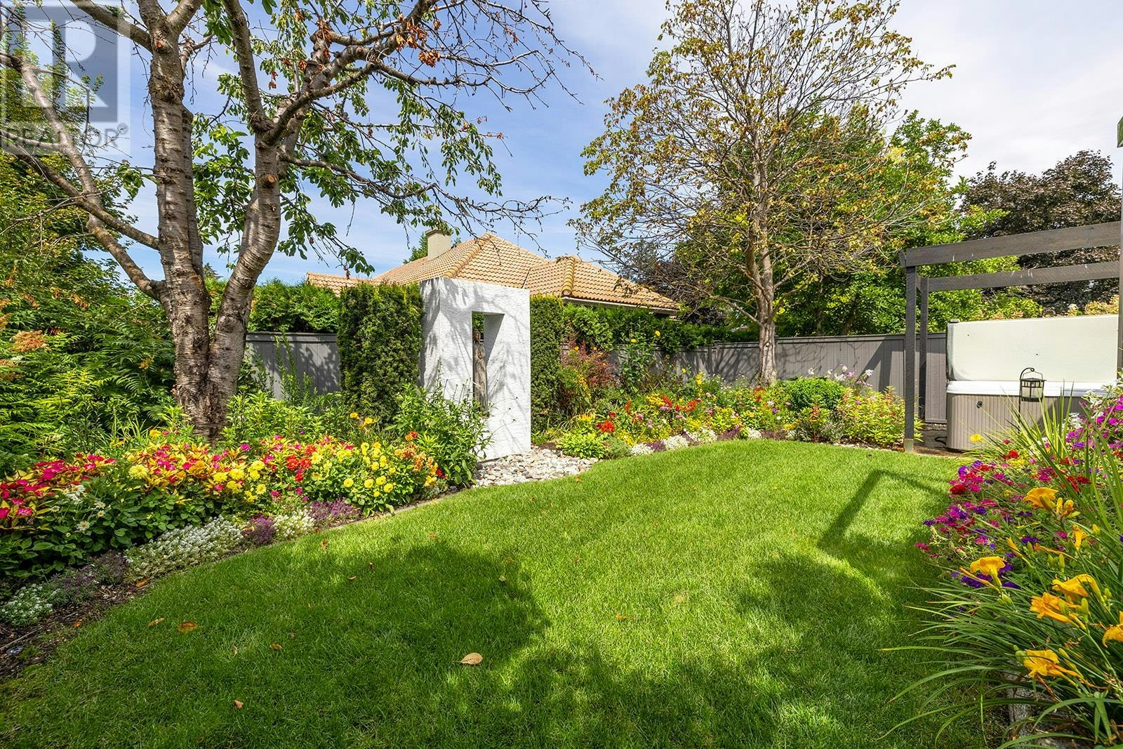 469 Carona Crescent, Kelowna, BC, V1W 3C6 - 54