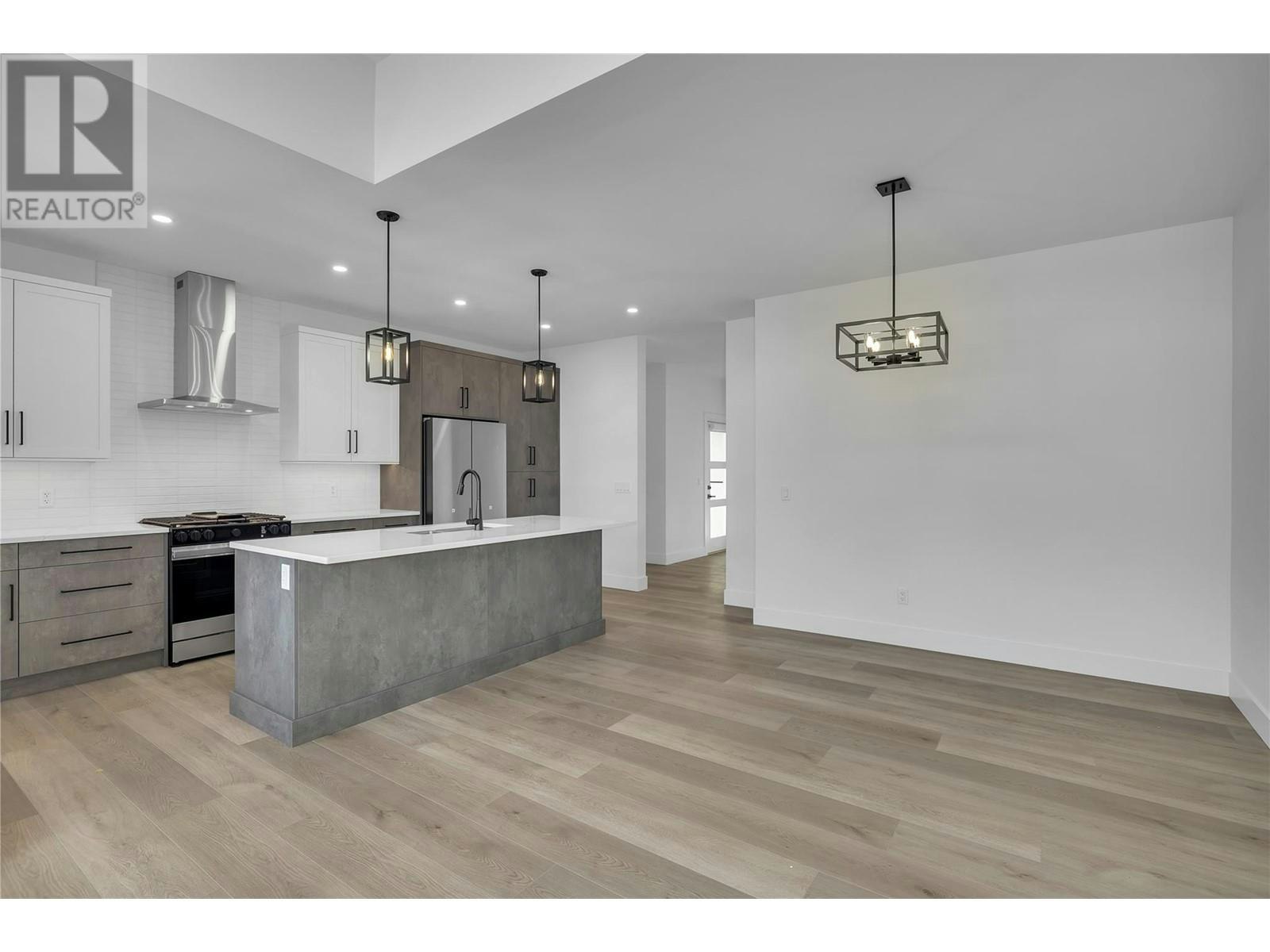 10-2835 Canyon Crest Drive, West Kelowna, BC, V4T 0G8 - 13