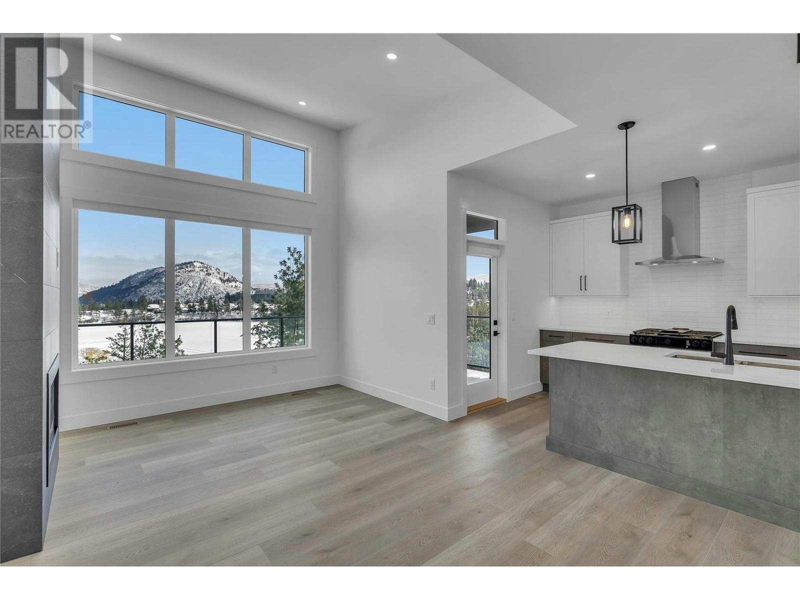 10-2835 Canyon Crest Drive, West Kelowna, BC, V4T 0G8 - 19